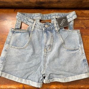 Medium high waisted NEVER WORN Zaful cut out shorts